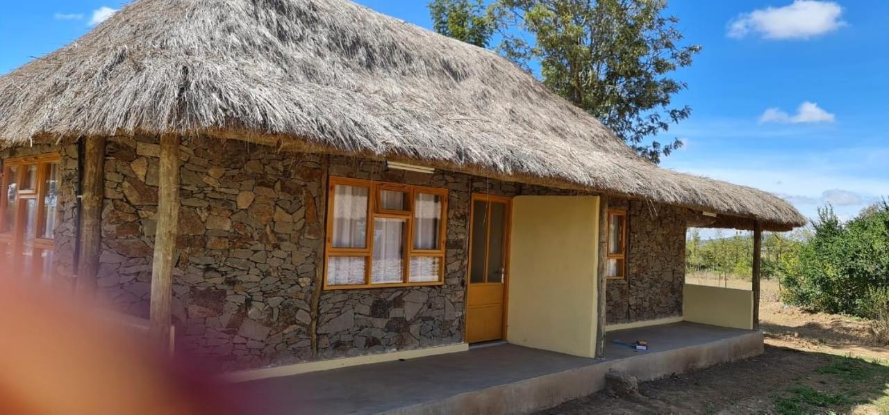 Le Tai Village Resort Near Solio Game Reserve Mweiga Exterior foto