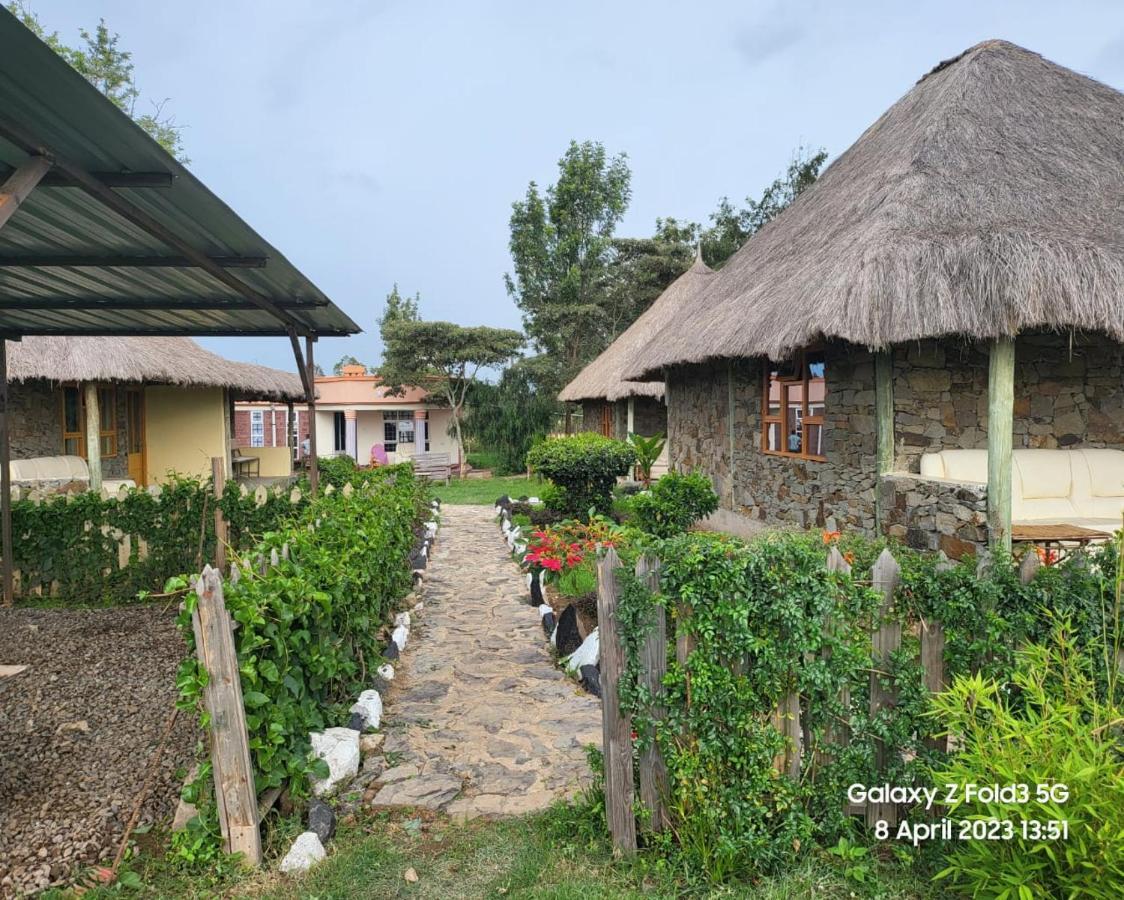 Le Tai Village Resort Near Solio Game Reserve Mweiga Exterior foto